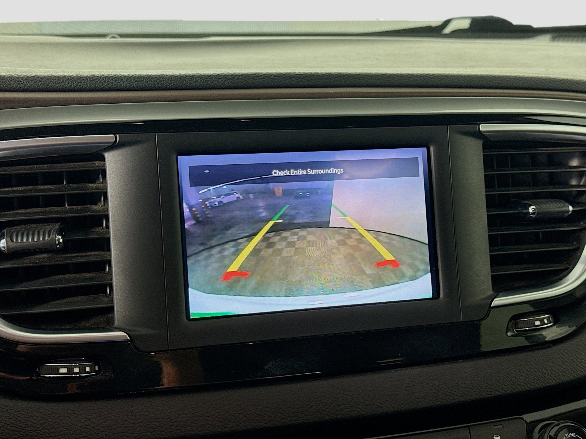 Used 2022 Chrysler Voyager LX FWD image 19