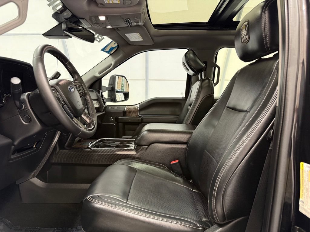 Used 2019 Ford F250 Lariat w/ Lariat Ultimate Package AWD/4WD image 11