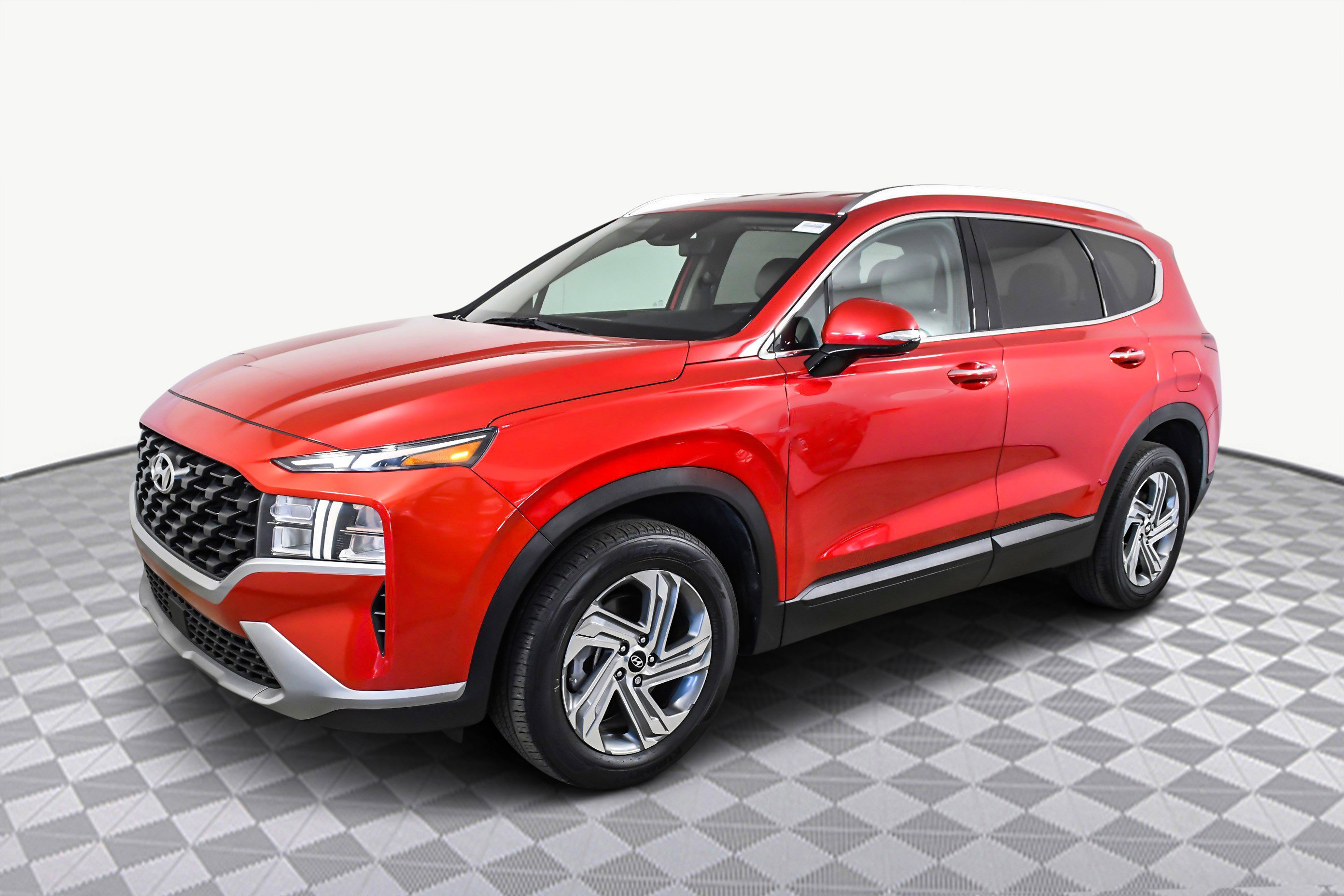 Used 2023 Hyundai Santa Fe SEL w/ Cargo Package image 4