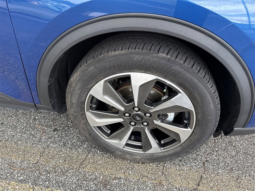 Used 2023 Ford Escape Platinum w/ Class II Trailer Tow Package image 13