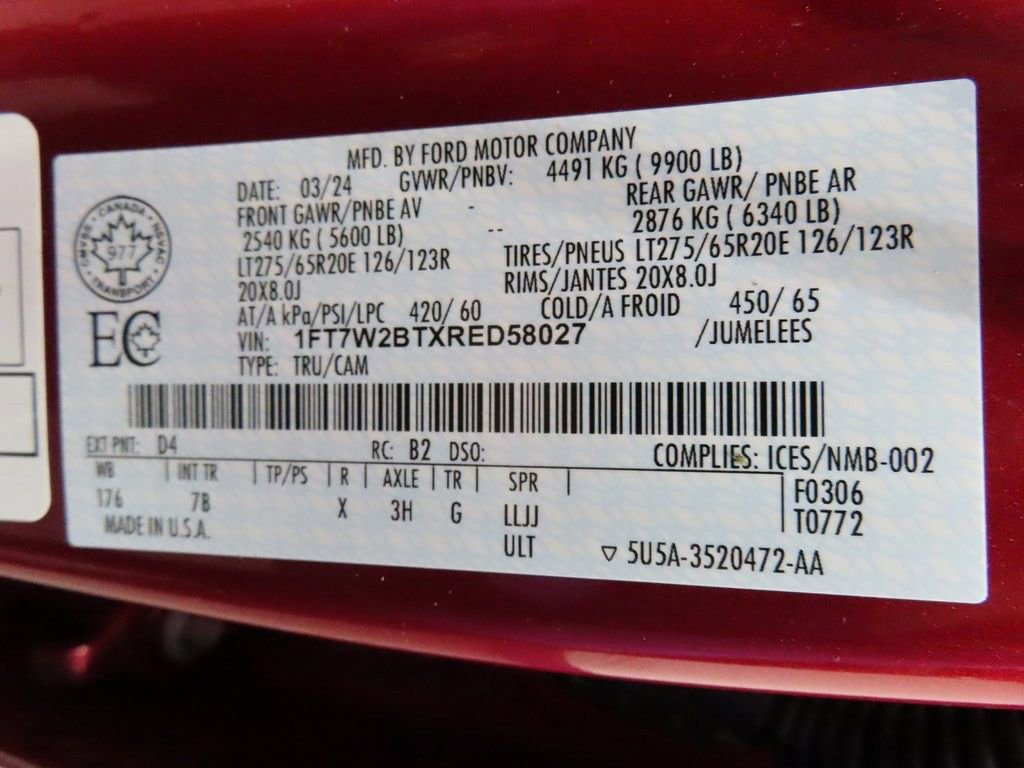 Used 2024 Ford F250 Platinum w/ FX4 Off-Road Package image 64