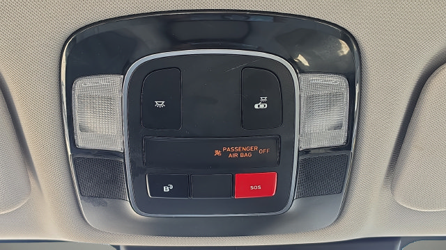 Used 2025 Hyundai Sonata SEL FWD image 12