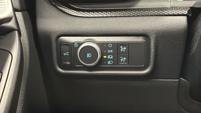 Used 2020 Ford Explorer ST w/ Premium Technology Package AWD/4WD image 33