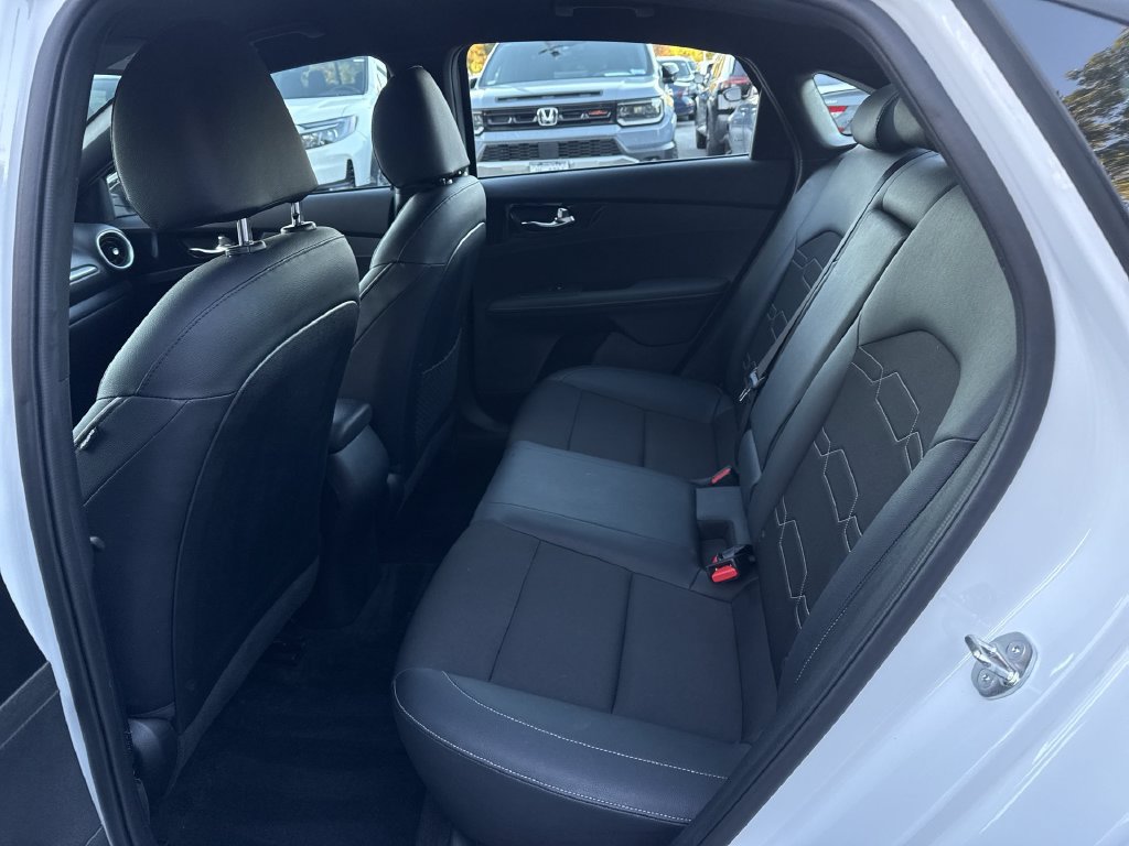 Used 2023 Kia Forte GT-Line FWD image 24