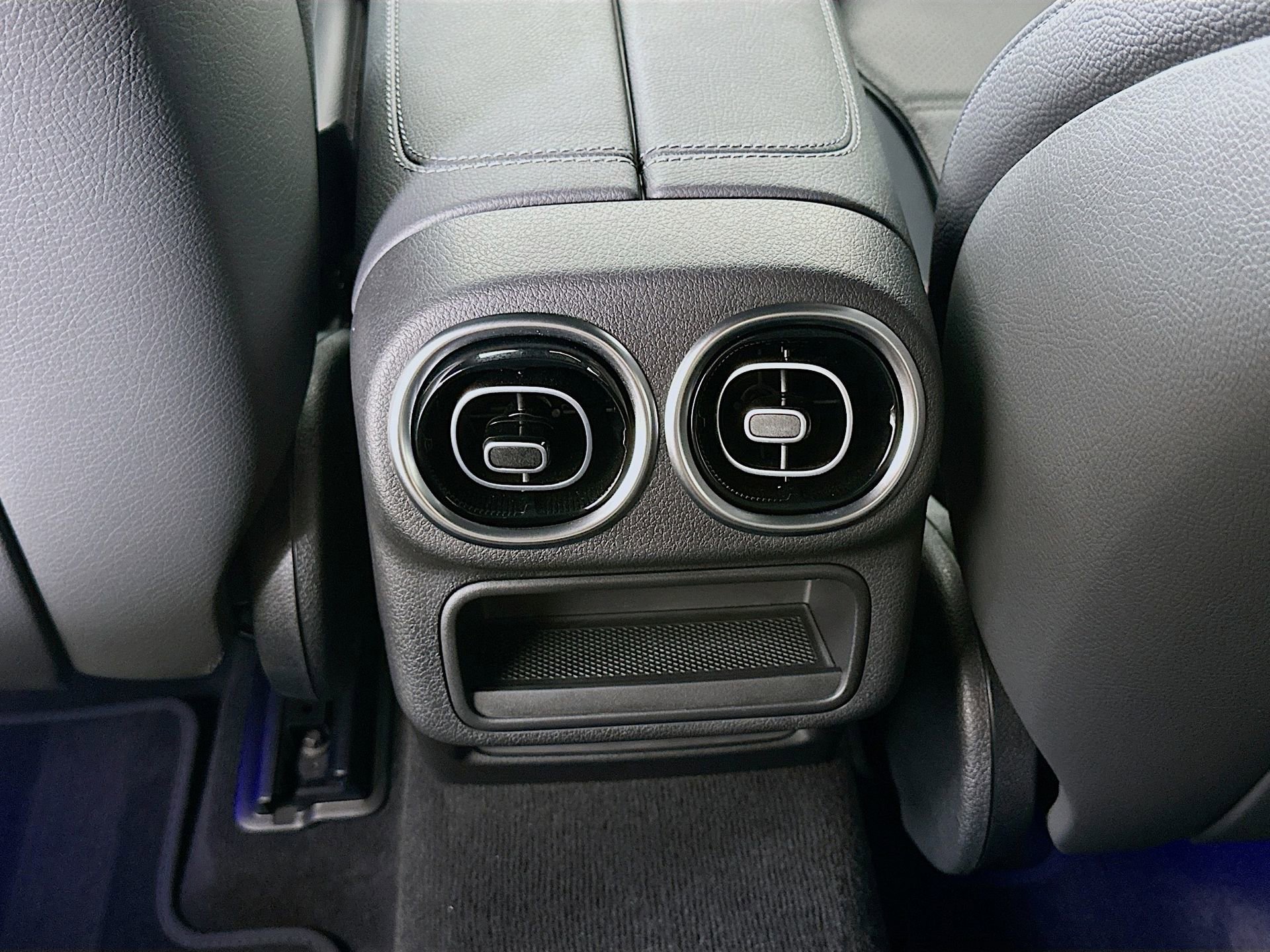 Used 2024 Mercedes-Benz GLC 300 image 26