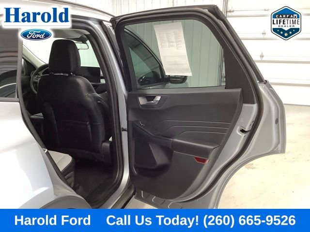 Used 2024 Ford Escape SE FWD image 9