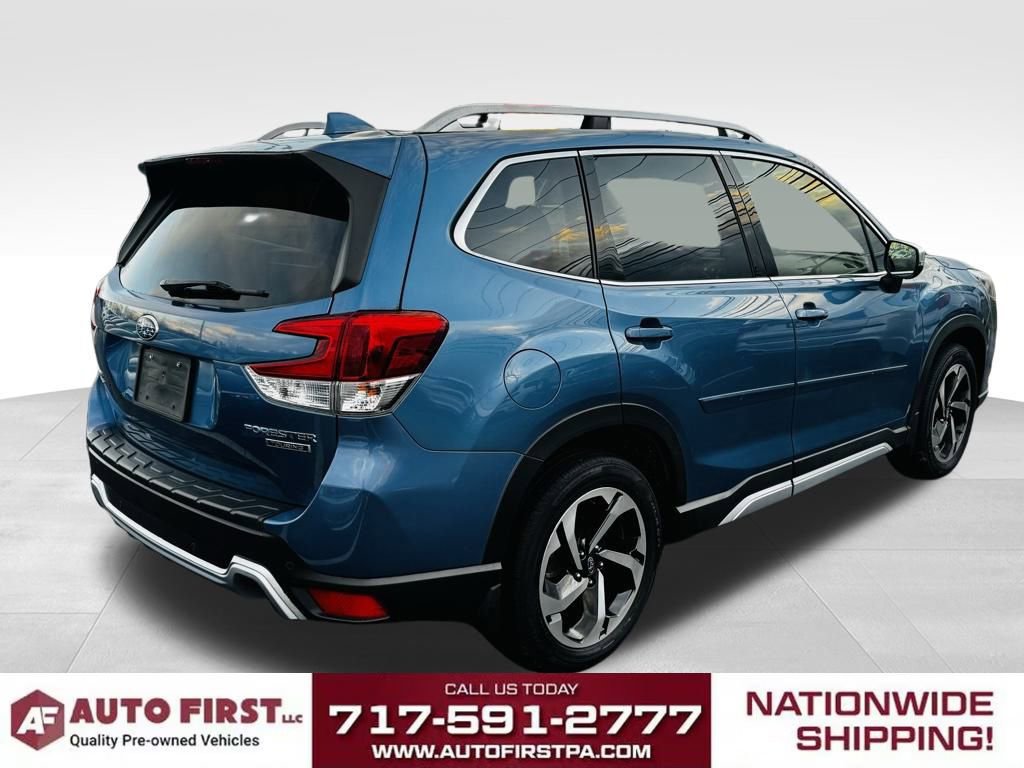 Used 2022 Subaru Forester Touring image 3