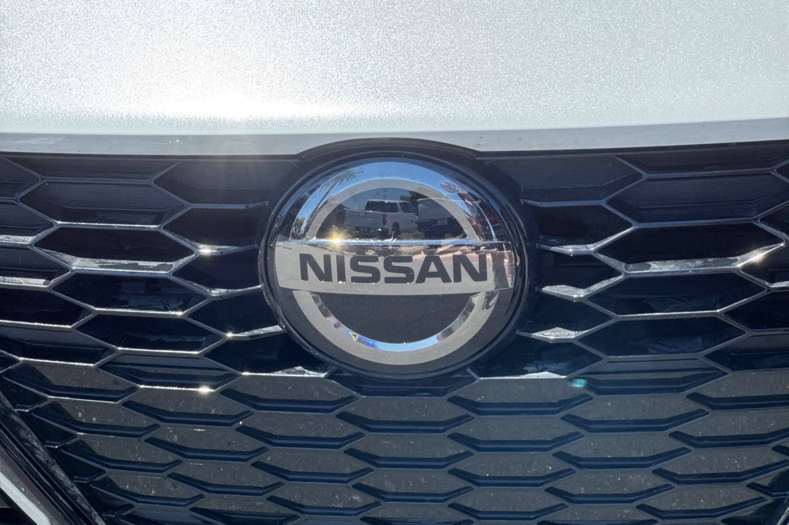 Used 2023 Nissan Sentra SR w/ Midnight Edition Package FWD image 44