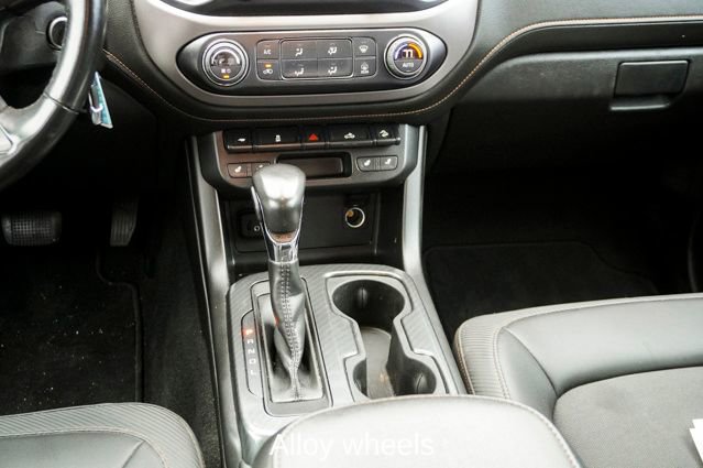 Used 2022 GMC Canyon AT4 image 12