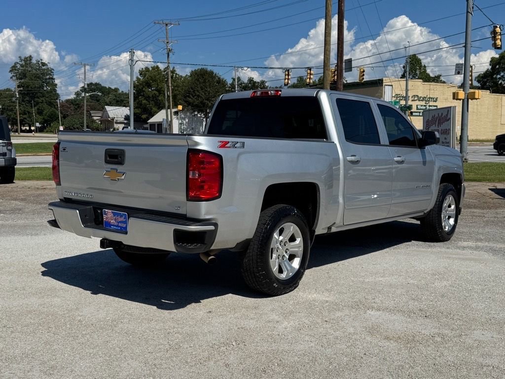Used 2018 Chevrolet Silverado 1500 LT w/ All Star Edition AWD/4WD image 3