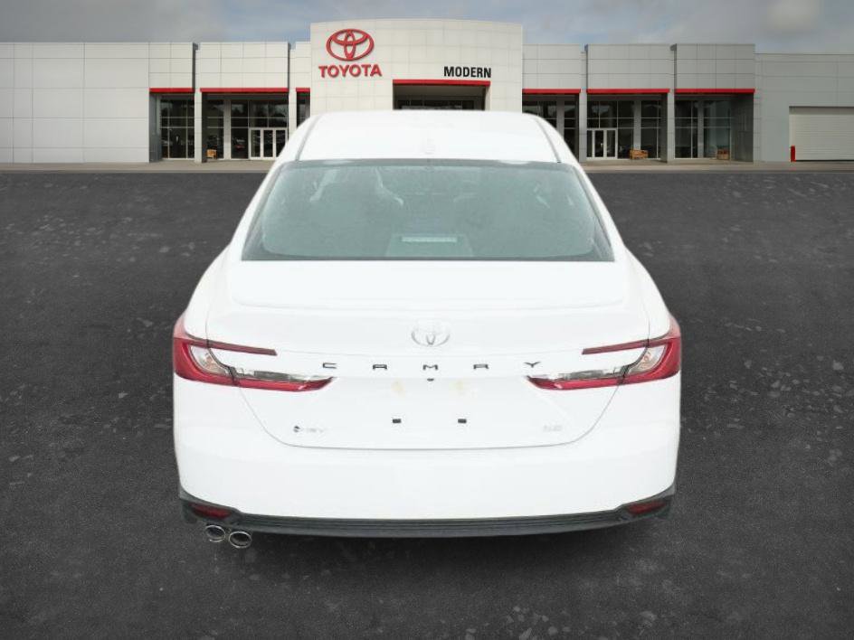 New 2026 Toyota Camry SE FWD image 3