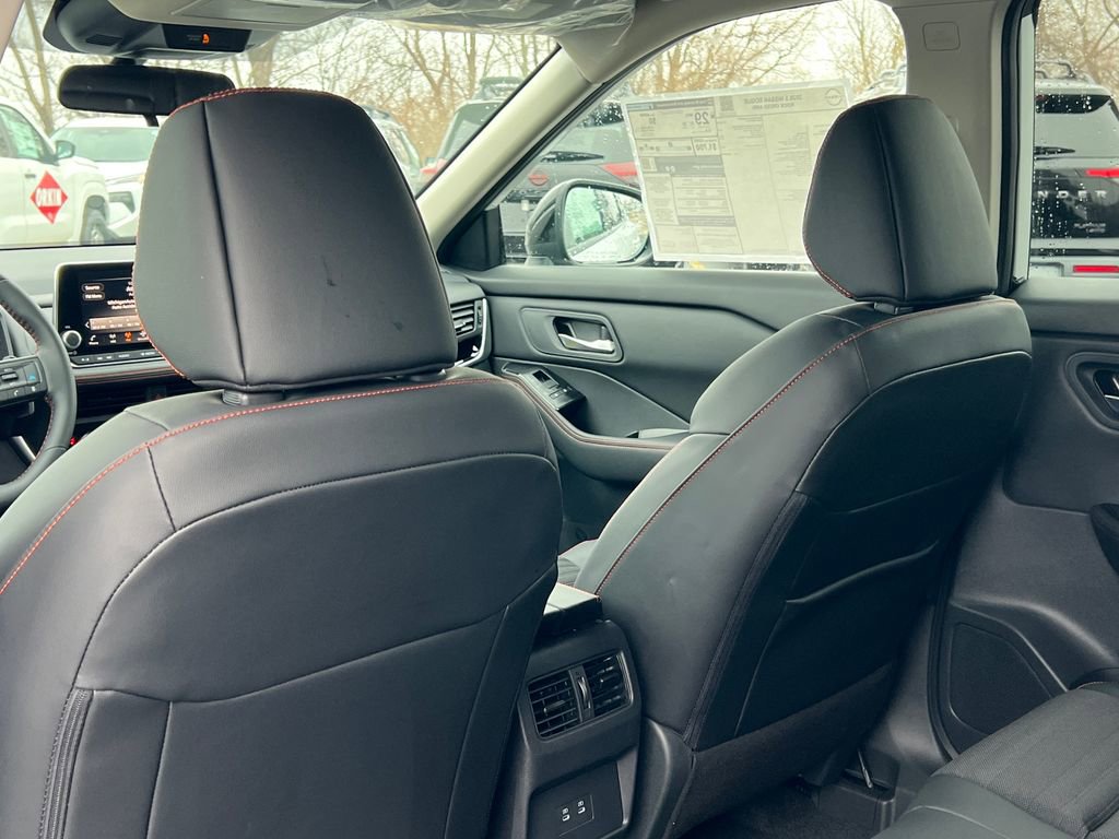 New 2026 Nissan Rogue Rock Creek image 31