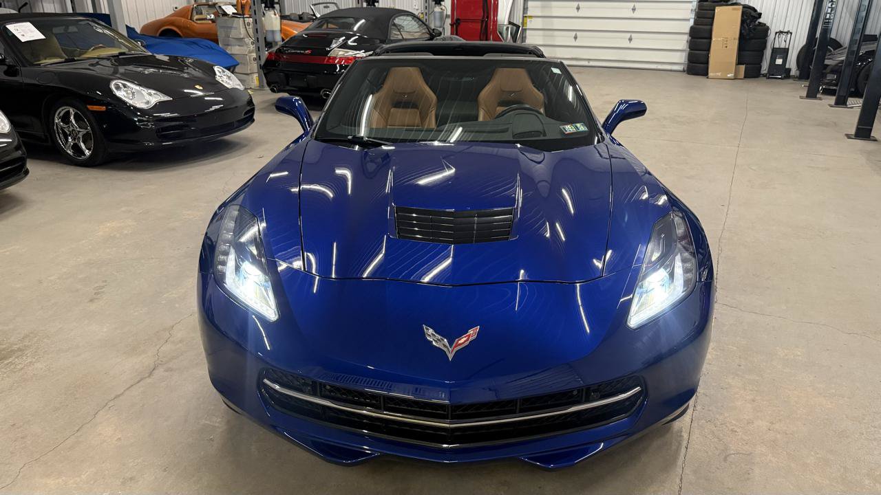 Used 2017 Chevrolet Corvette Stingray Coupe w/ 2LT Preferred Equipment Group RWD image 5