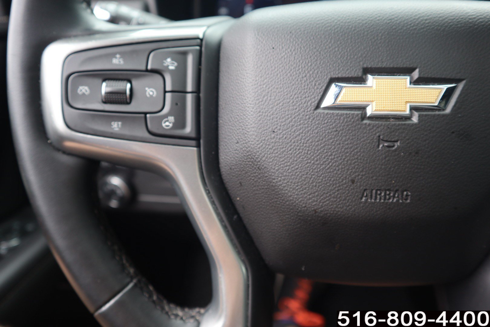 Used 2023 Chevrolet Suburban Premier AWD/4WD image 23