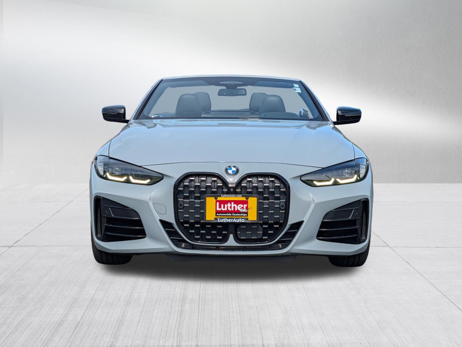 Used 2023 BMW 440i xDrive Convertible w/ Premium Package AWD/4WD video 2