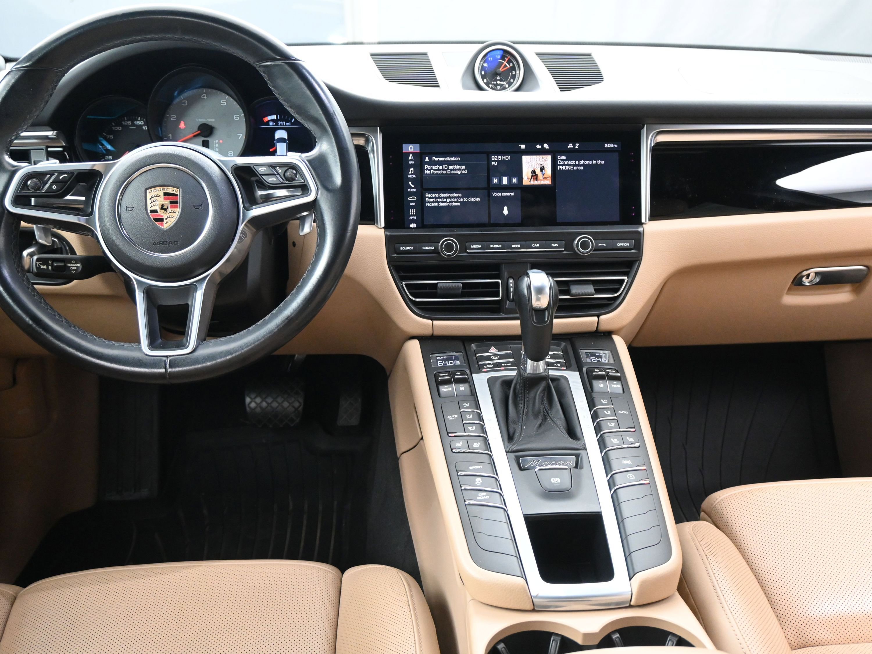 Certified 2020 Porsche Macan S image 8
