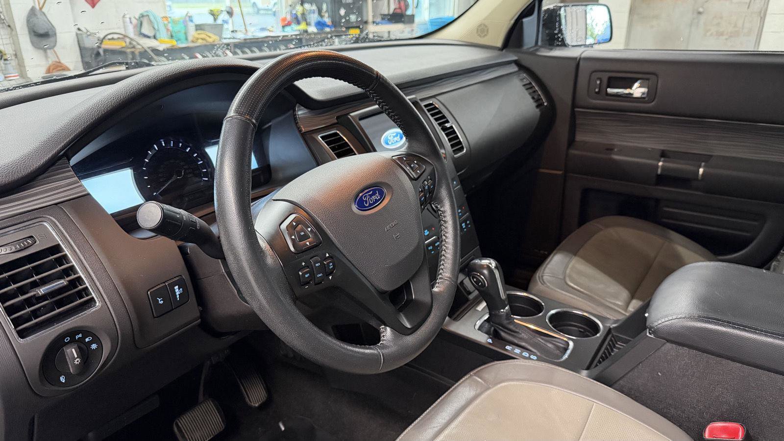 Used 2019 Ford Flex SEL w/ Equipment Group 202A image 13