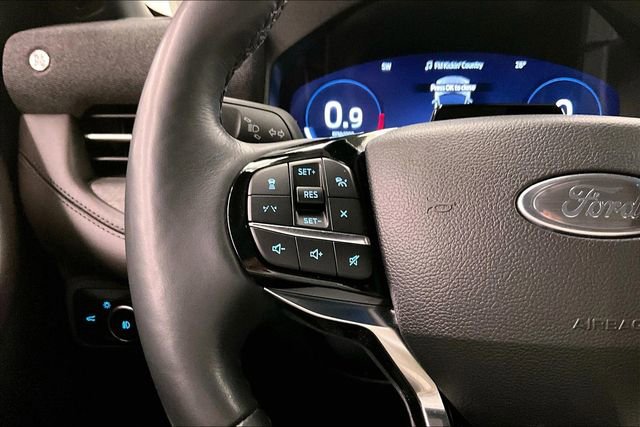 Used 2025 Ford Explorer Platinum image 25