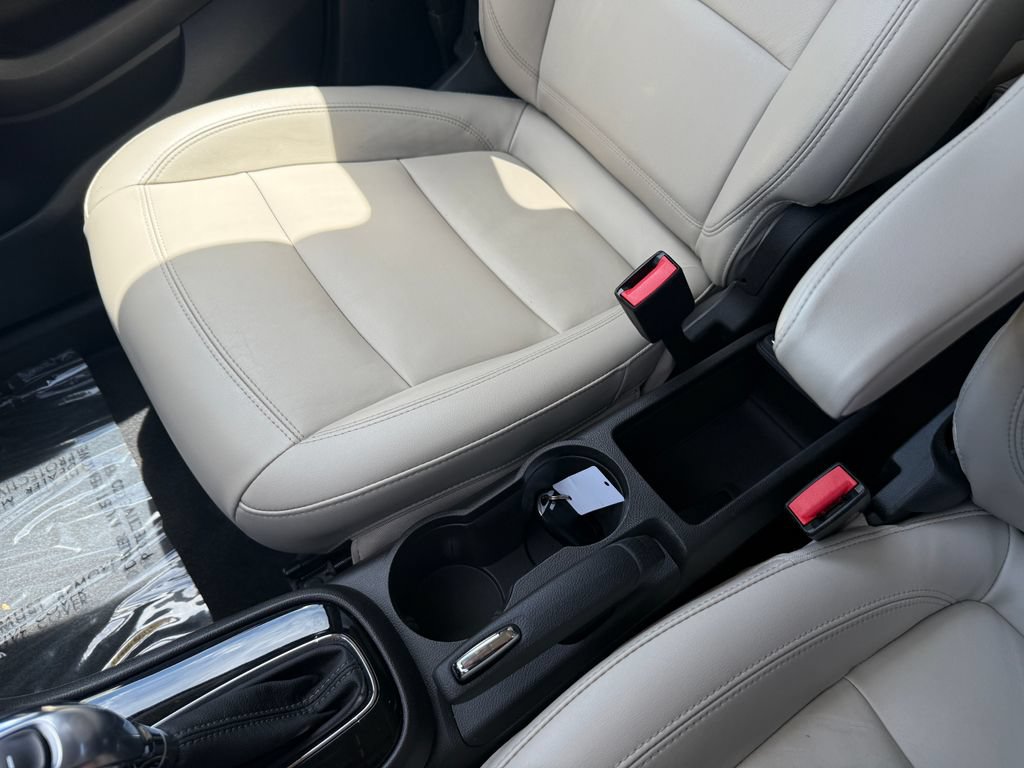 Used 2017 Buick Encore Premium AWD/4WD image 34