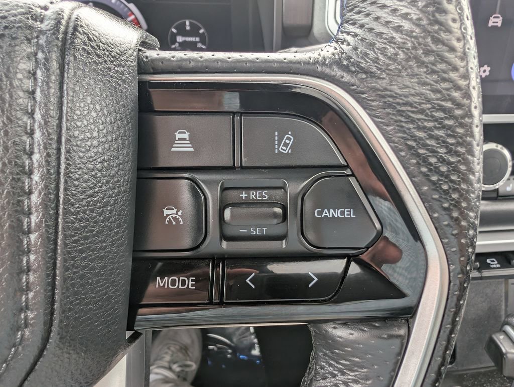 Used 2023 Toyota Tundra Platinum AWD/4WD image 29
