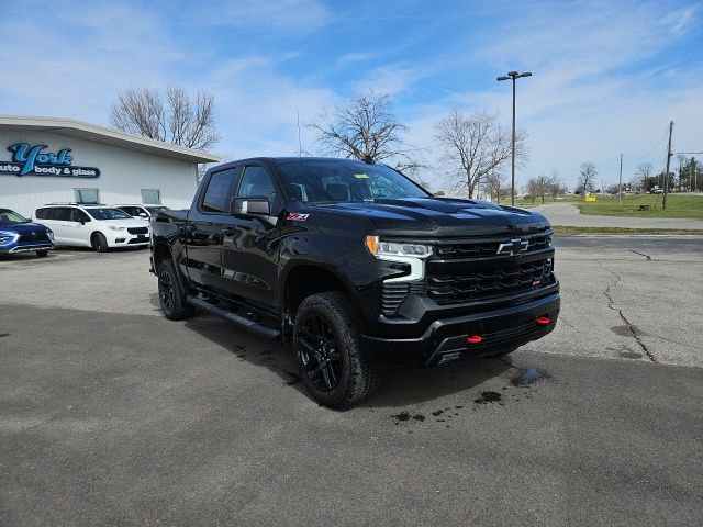 Used 2025 Chevrolet Silverado 1500 LT Trail Boss w/ LT Trail Boss Premium Package image 4