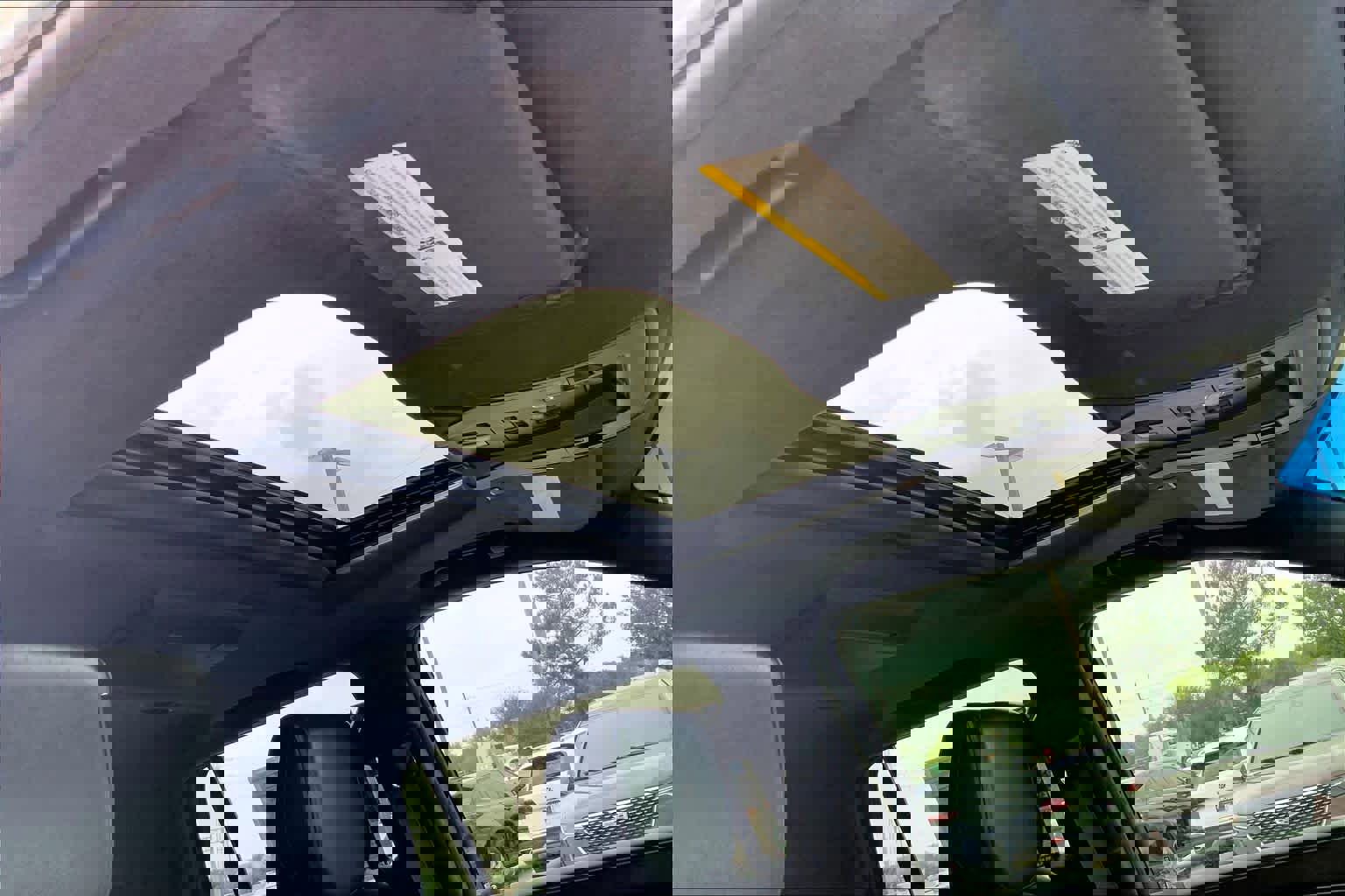 Used 2017 Cadillac Escalade Platinum image 14