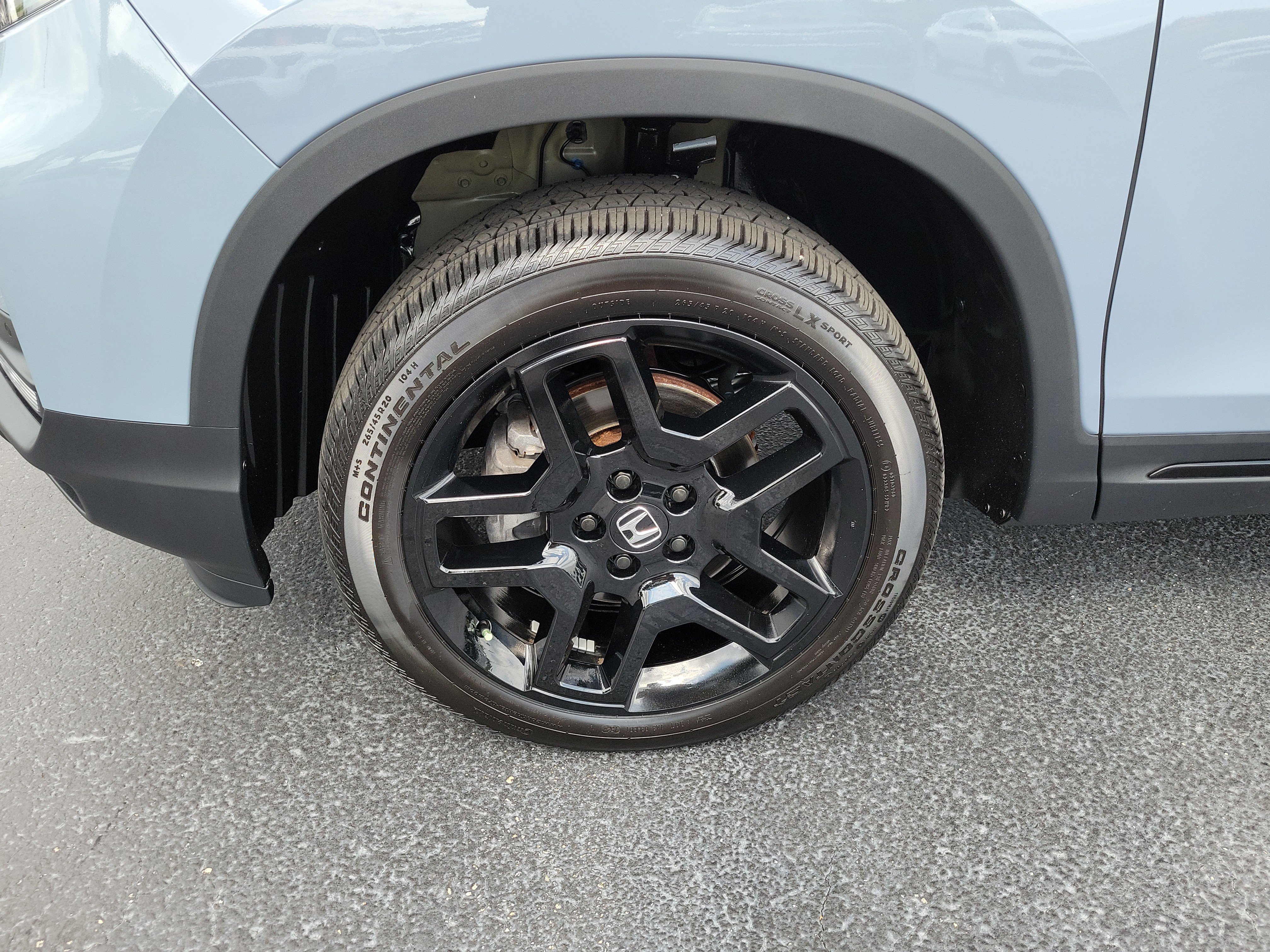 Used 2024 Honda Passport Black Edition image 5
