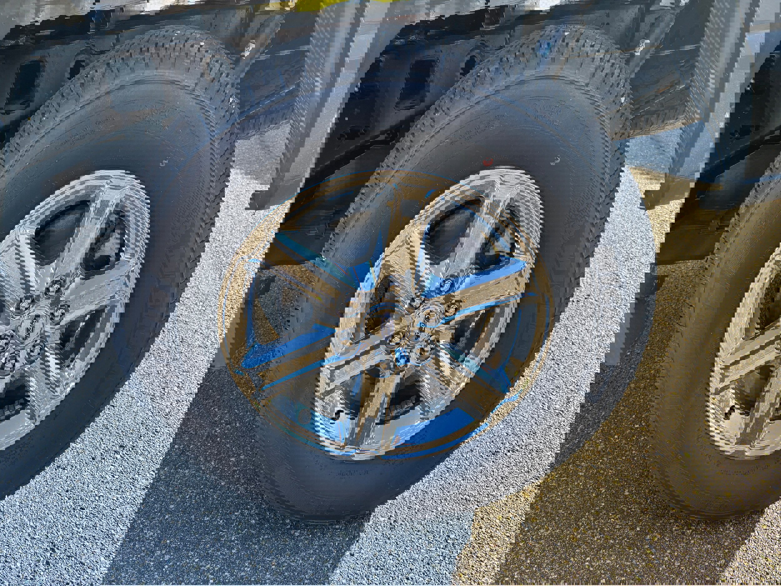 New 2025 Ford F150 XLT w/ Equipment Group 302A MID image 6