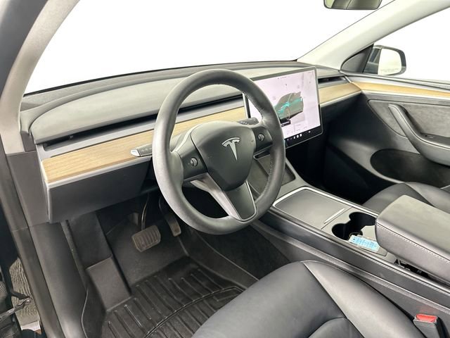 Used 2023 Tesla Model Y Long Range AWD/4WD image 18