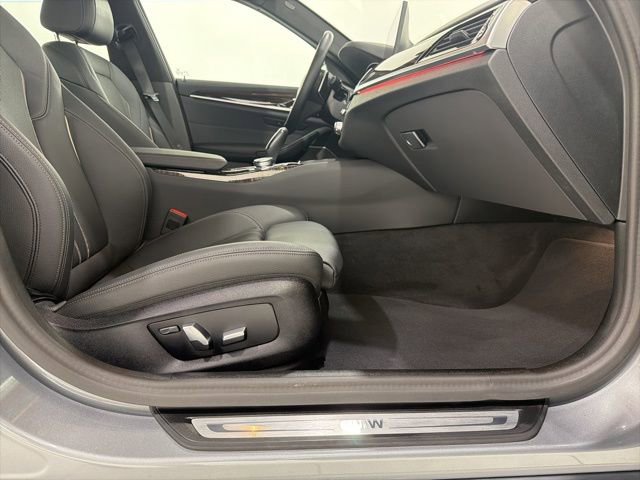 Certified 2023 BMW 530i xDrive w/ Premium Package image 20