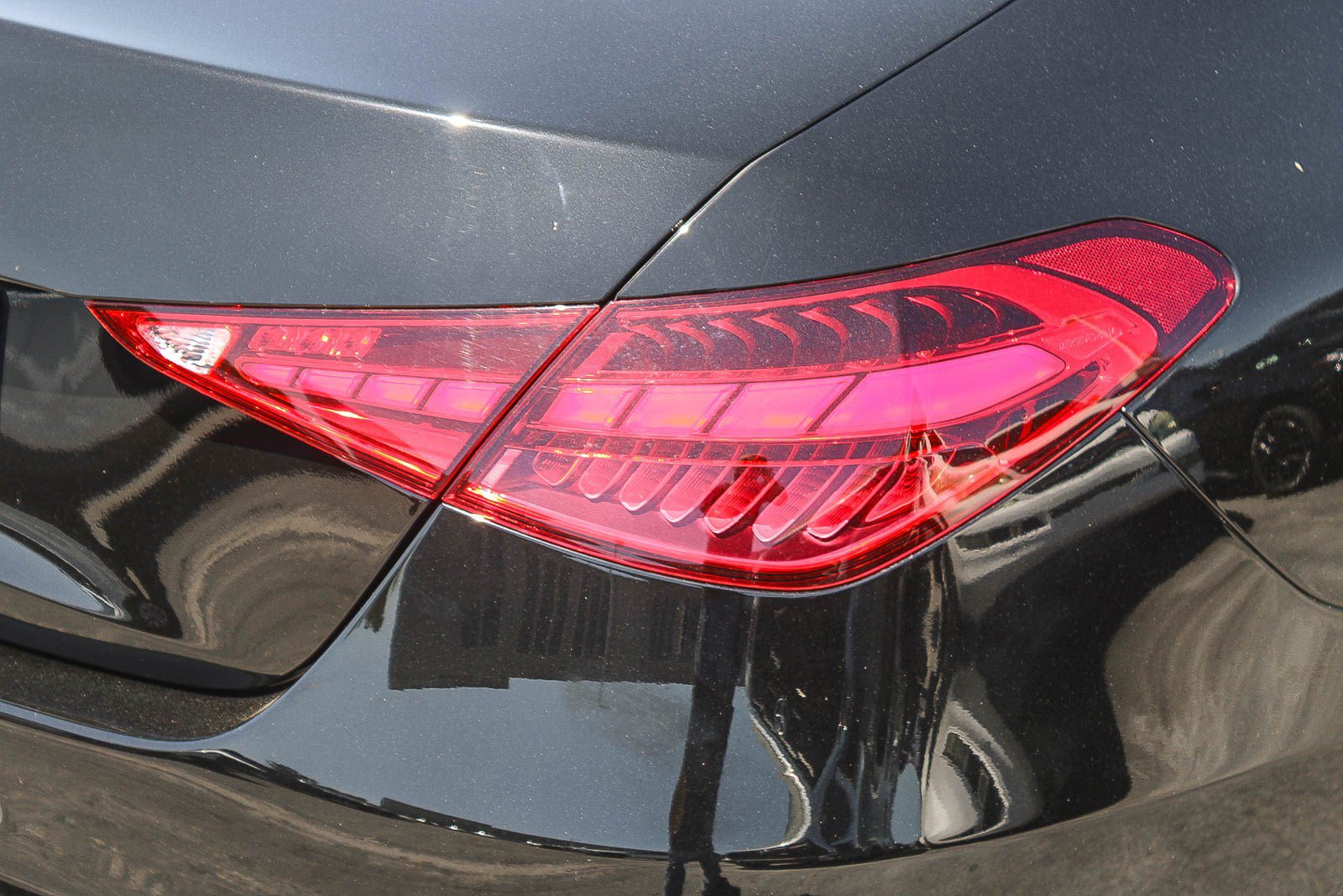 Used 2025 Mercedes-Benz C 300 Sedan image 10