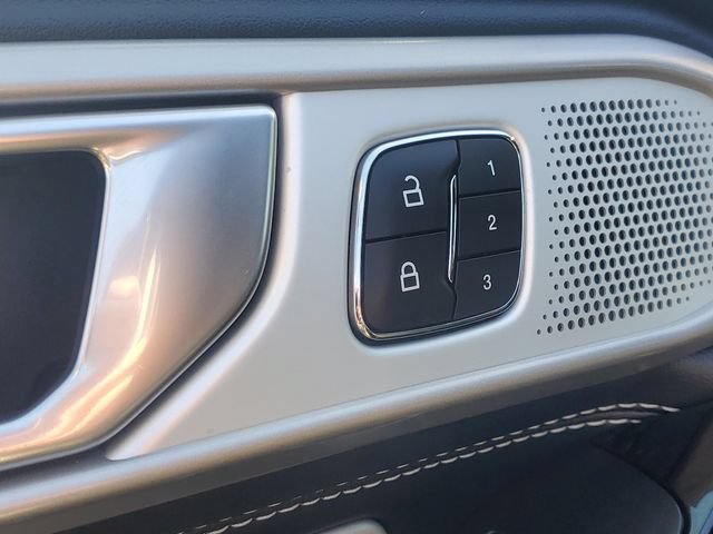 Used 2022 Ford Explorer ST w/ Equipment Group 401A AWD/4WD image 29
