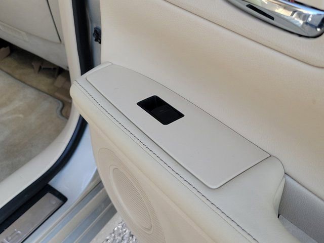 Used 2014 Lexus ES 350 w/ Premium Package image 11