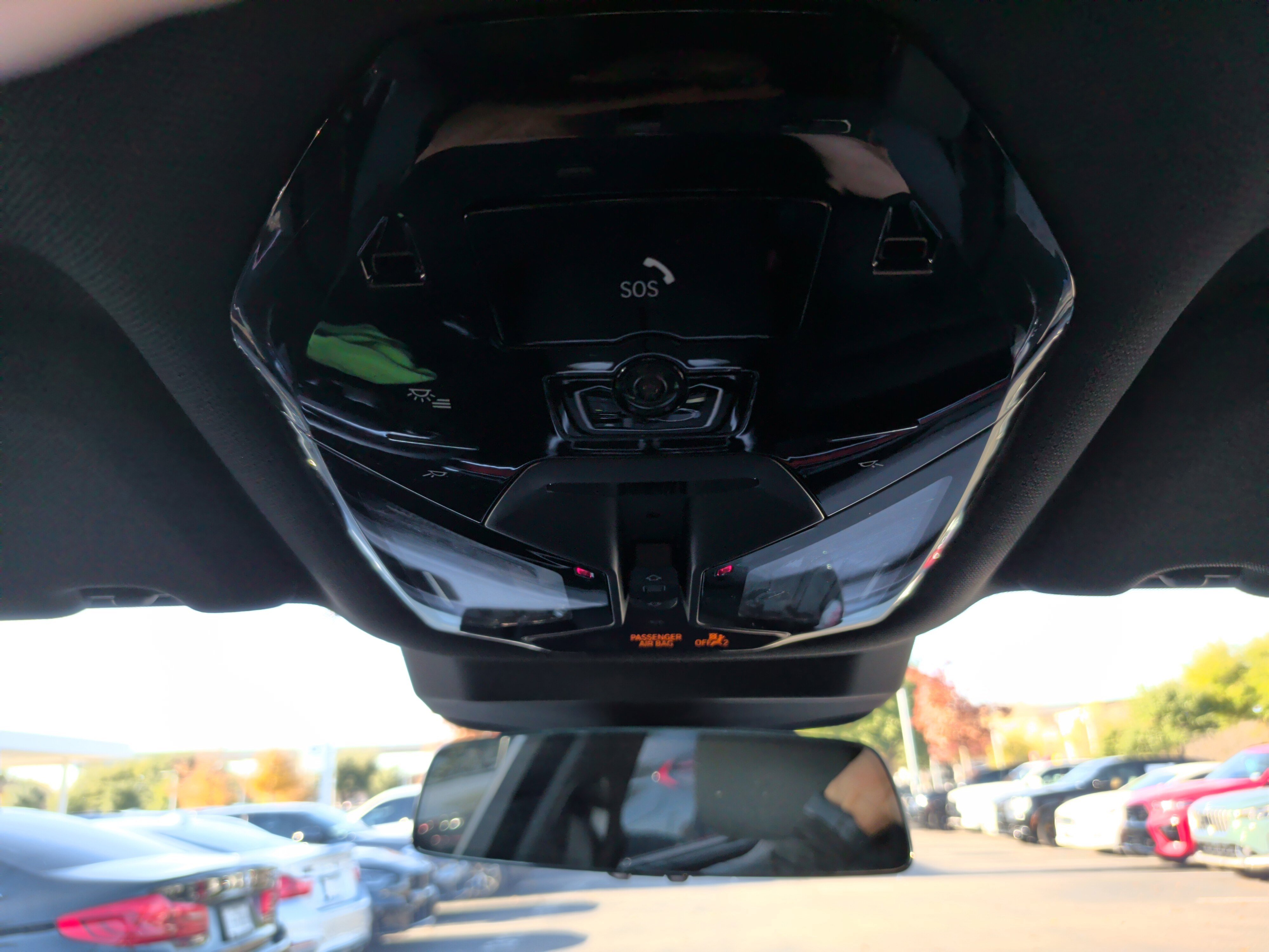 Certified 2025 BMW 760i xDrive w/ Executive Package image 27