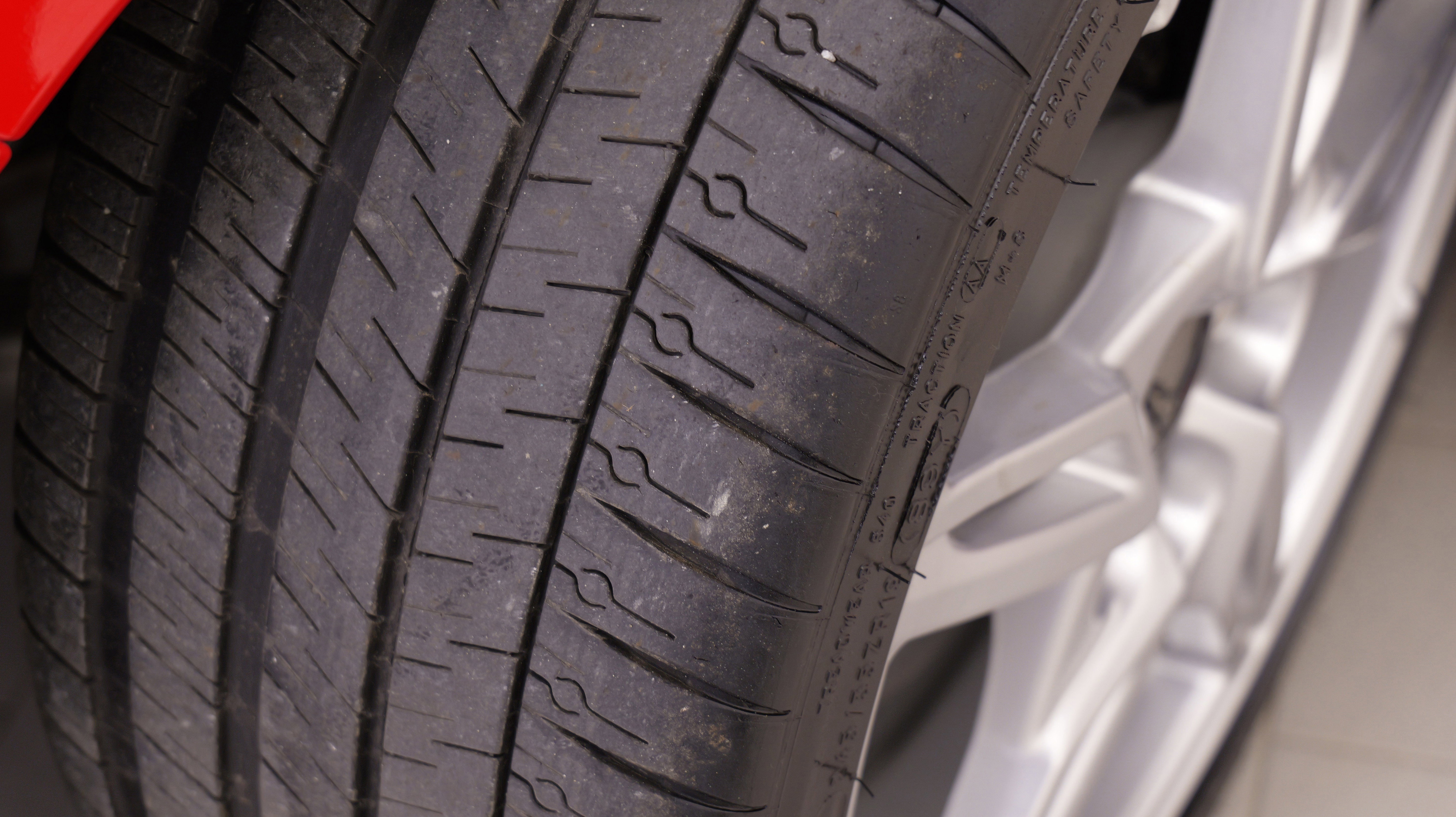 Used 2022 Chevrolet Corvette Stingray Coupe w/ 1LT image 52