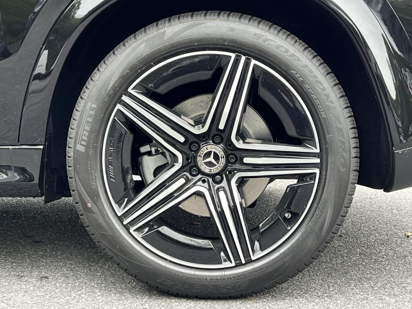 New 2026 Mercedes-Benz GLE 350 4MATIC image 17