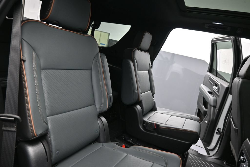 New 2026 GMC Yukon AT4 w/ AT4 Premium Package AWD/4WD image 28