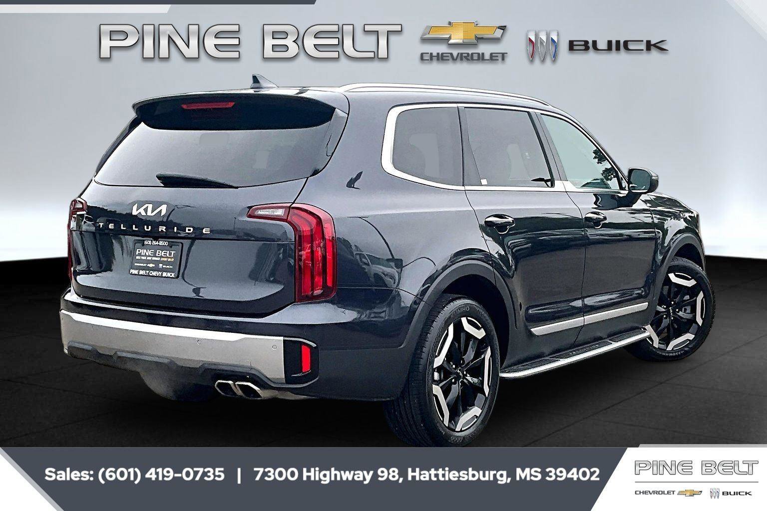 Used 2025 Kia Telluride S FWD image 11