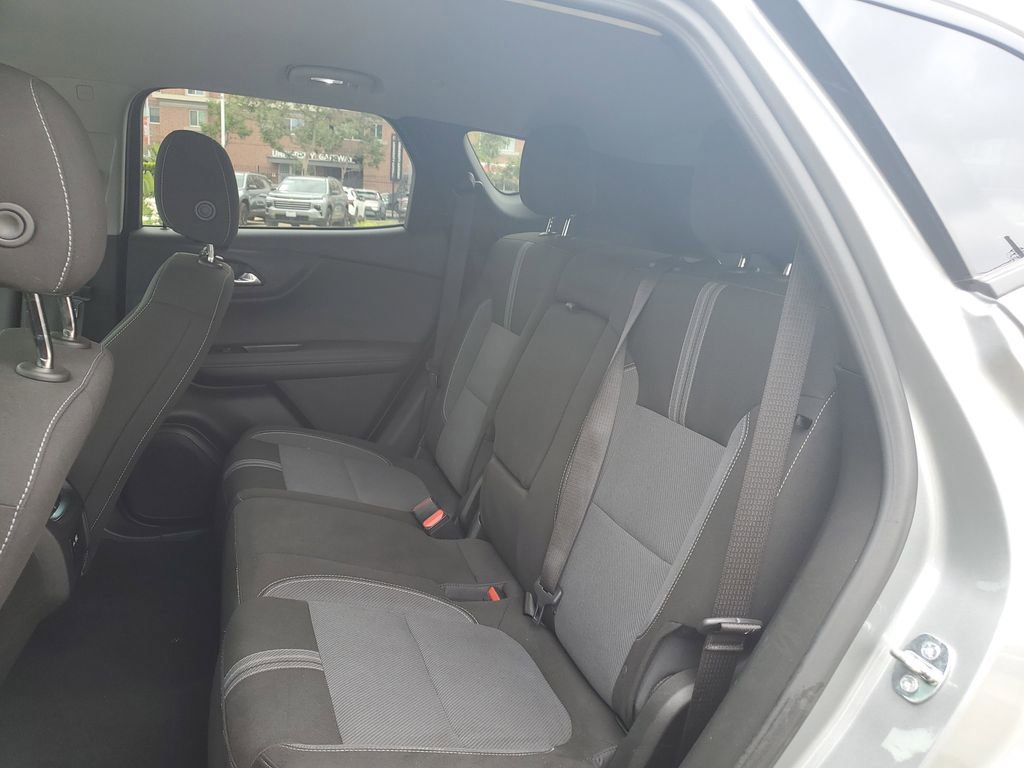 Used 2023 Chevrolet Blazer LT FWD image 13