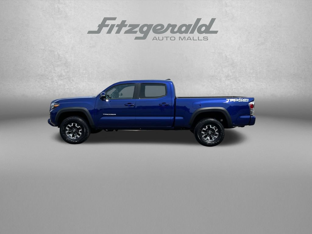 Used 2022 Toyota Tacoma TRD Off-Road w/ TRD Premium Off Road Package AWD/4WD image 5