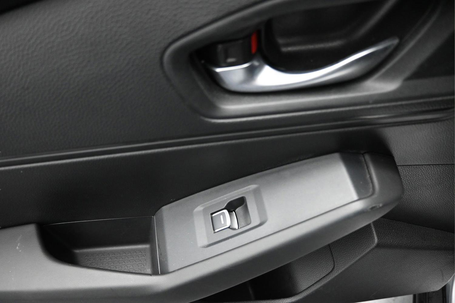 Used 2023 Honda Accord EX image 7