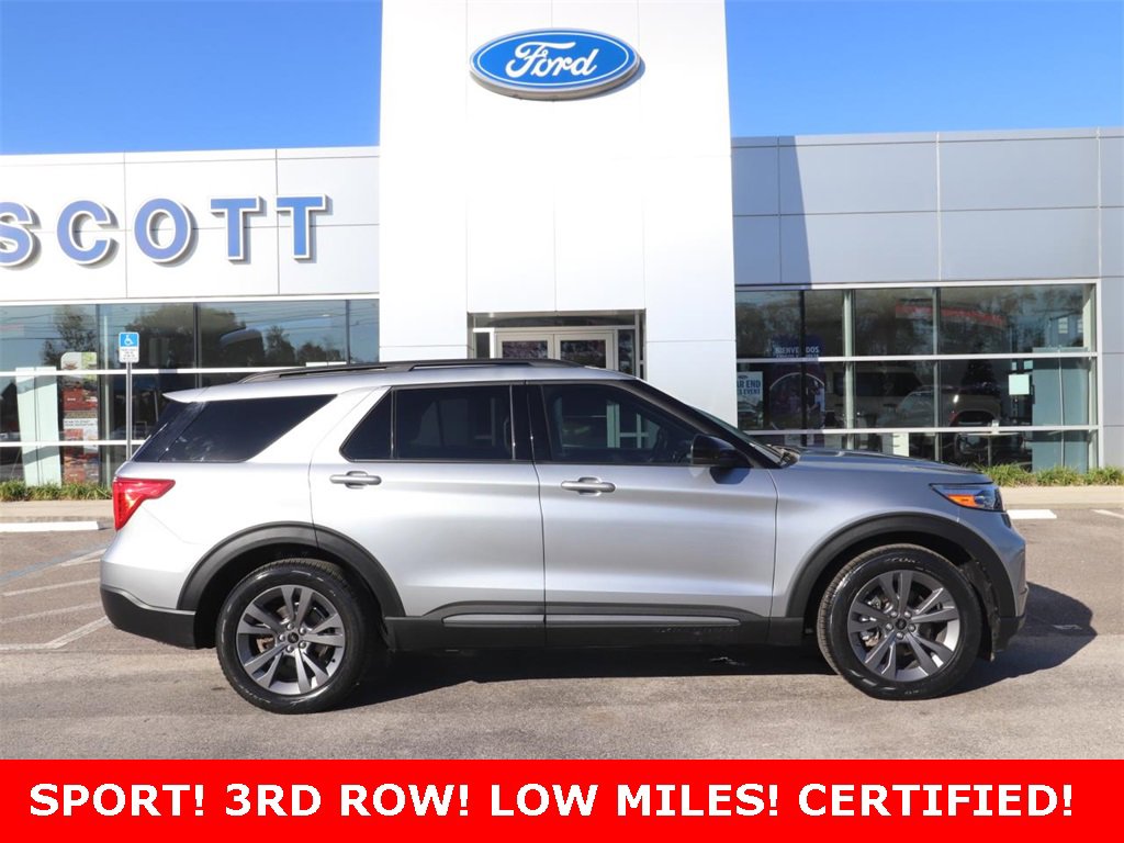 Used 2022 Ford Explorer XLT w/ Equipment Group 202A image 14