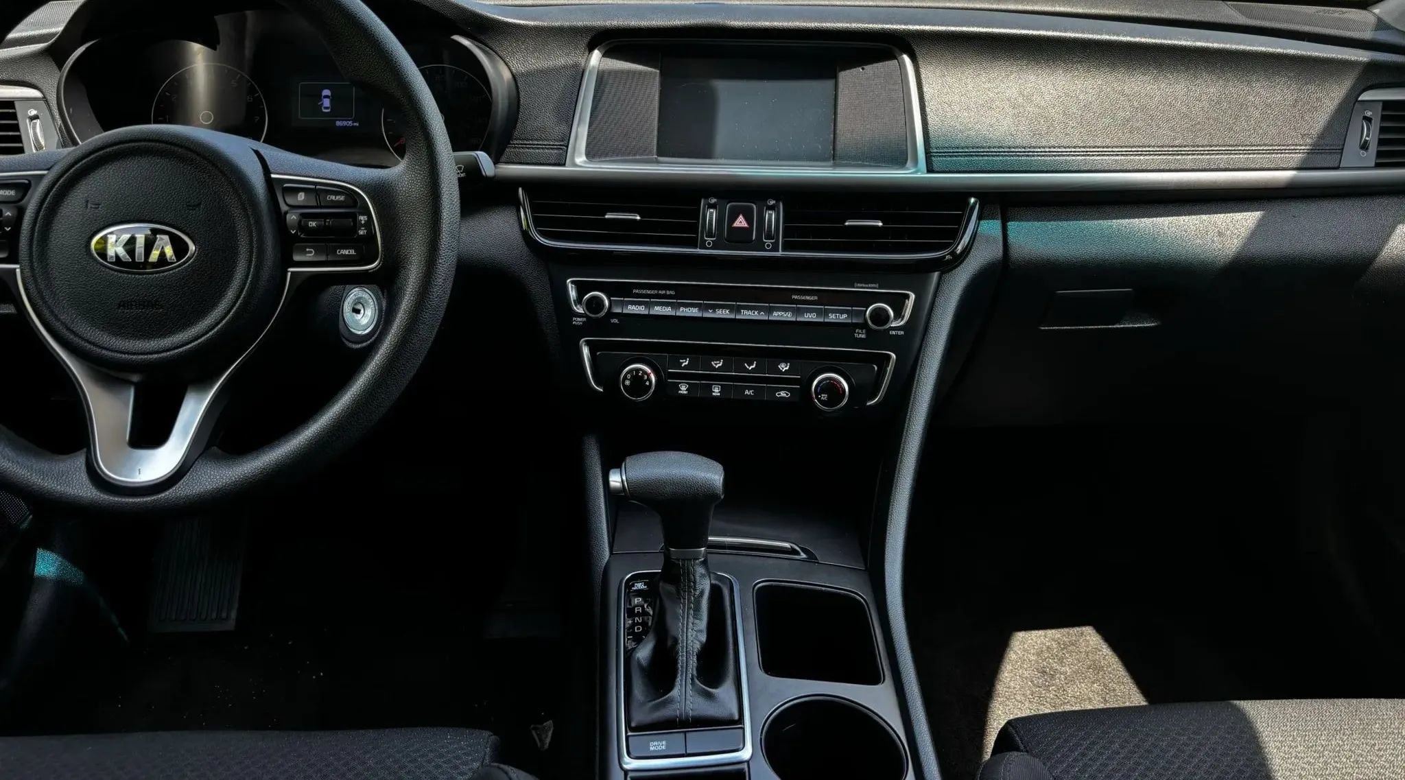 Used 2018 Kia Optima LX FWD image 18