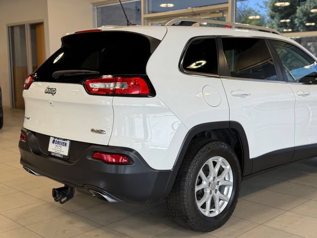 Used 2015 Jeep Cherokee Latitude w/ Comfort/Convenience Group AWD/4WD image 11