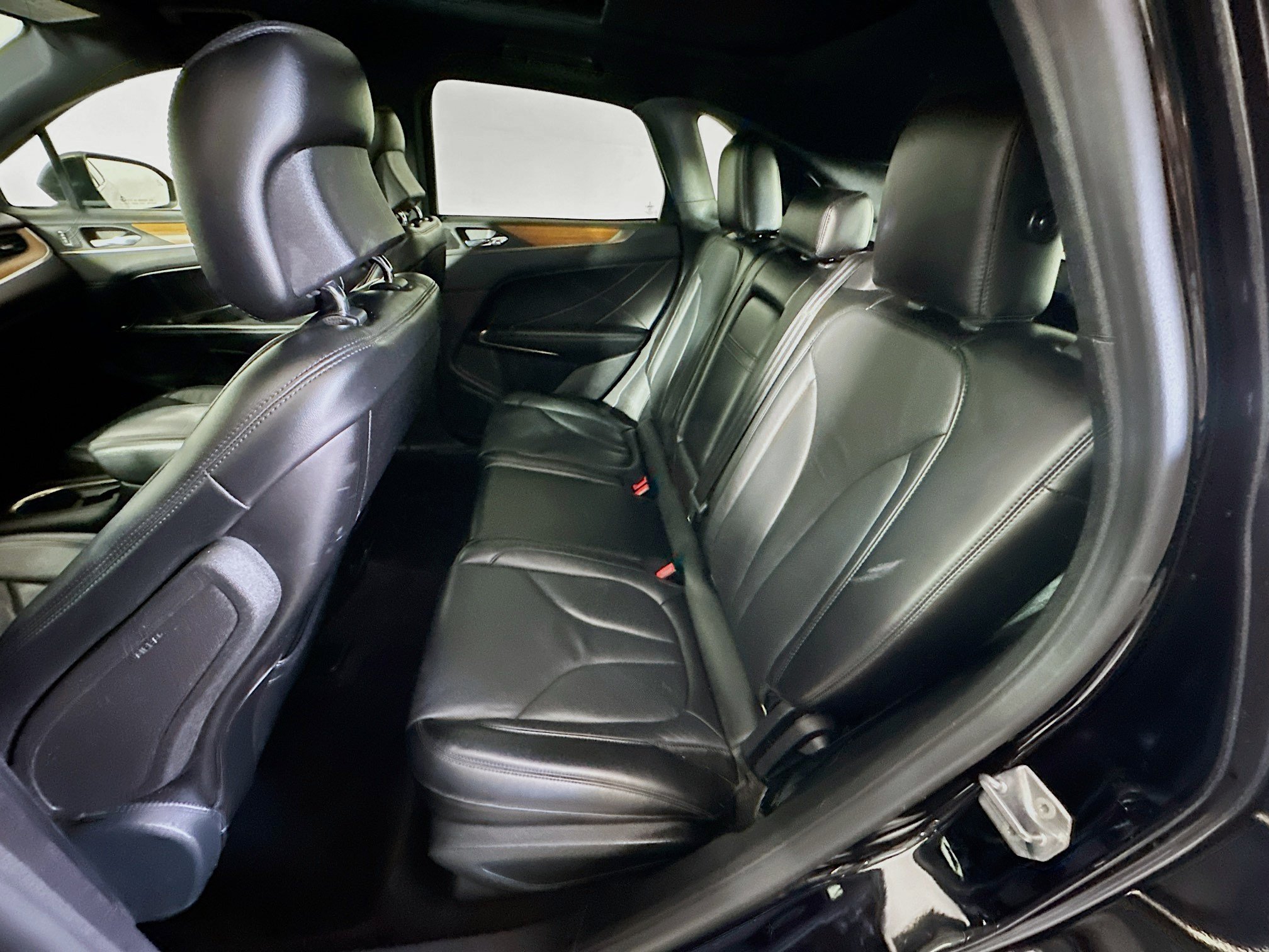 Used 2019 Lincoln MKC Reserve w/ MKC Technology Package FWD image 28