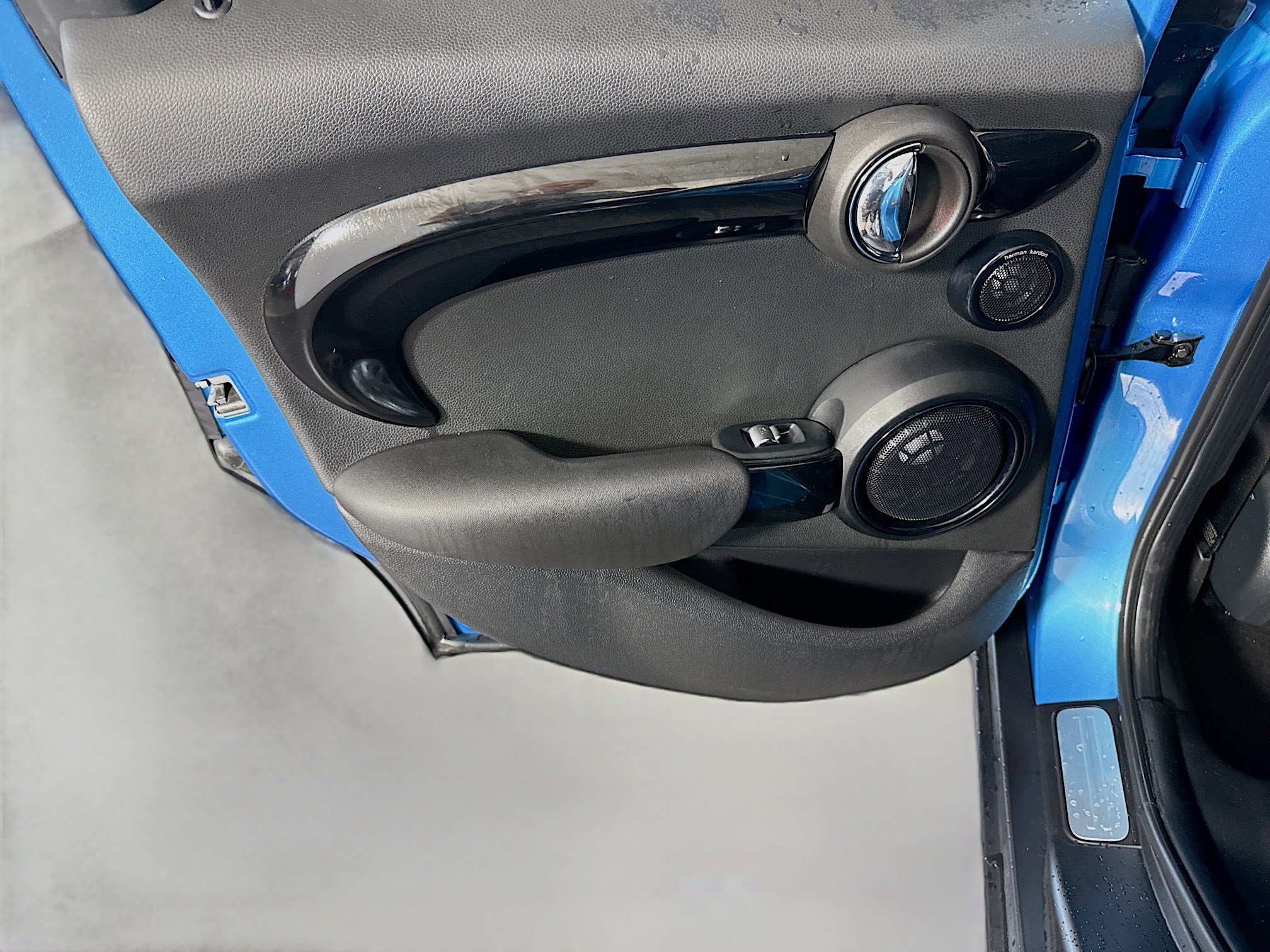 Used 2018 MINI Cooper S FWD image 26
