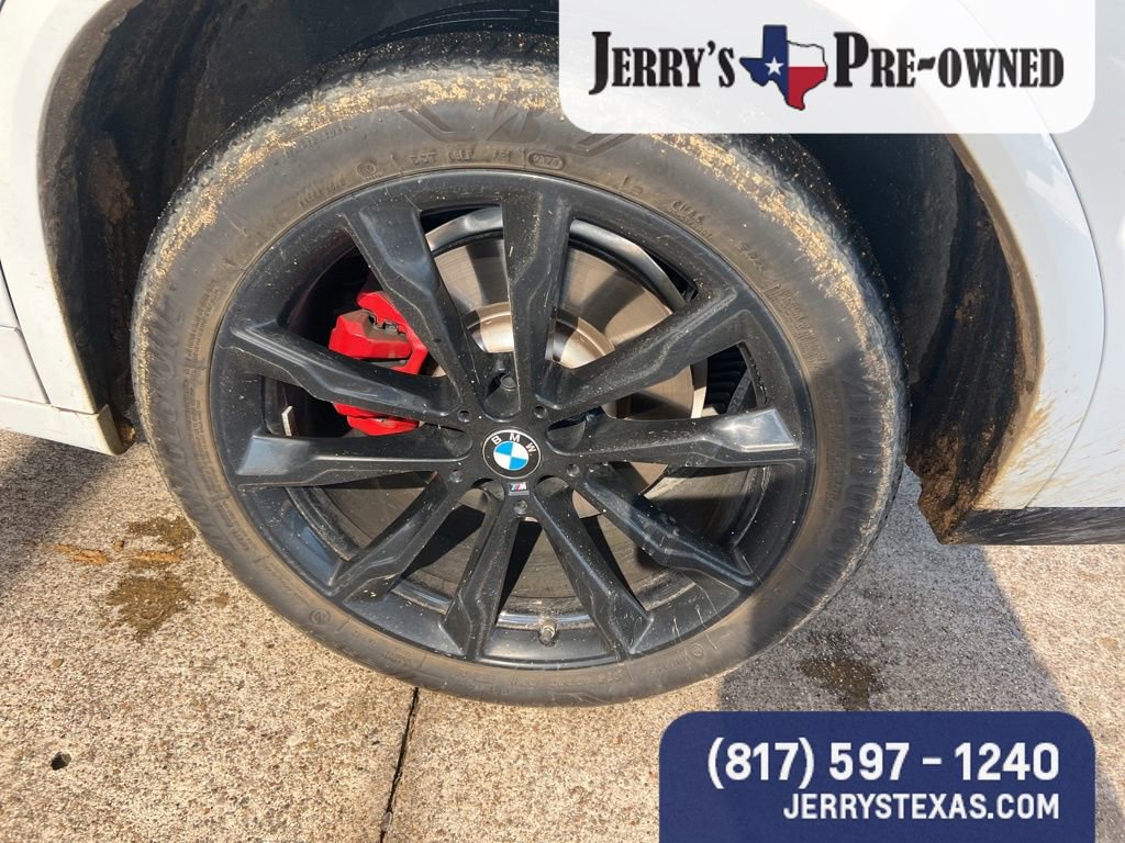 Used 2025 BMW X4 M40i w/ Premium Package image 6