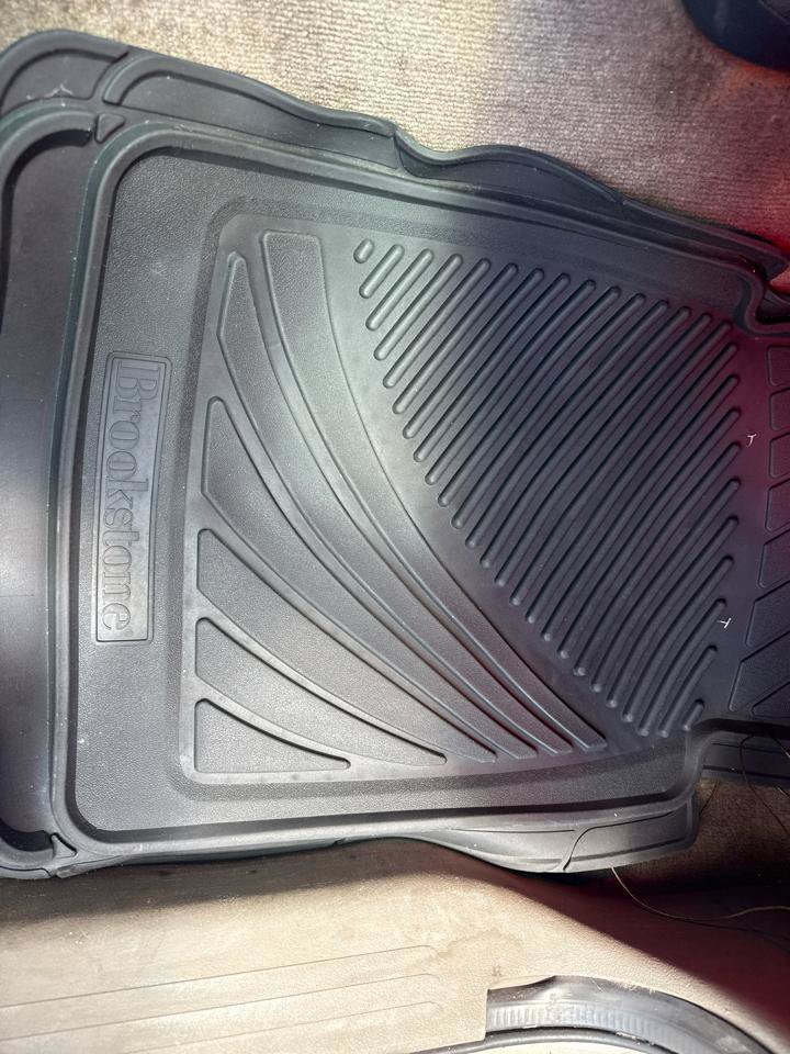 Used 2007 Dodge Nitro SXT RWD image 12