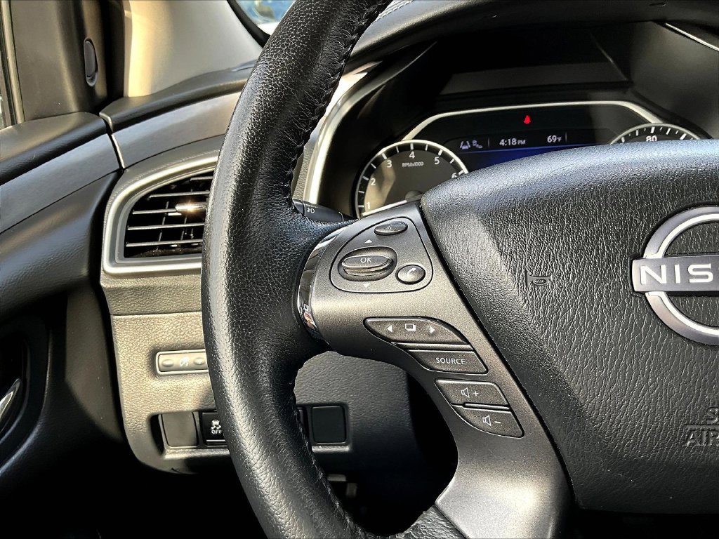 Used 2023 Nissan Murano SV AWD/4WD image 15