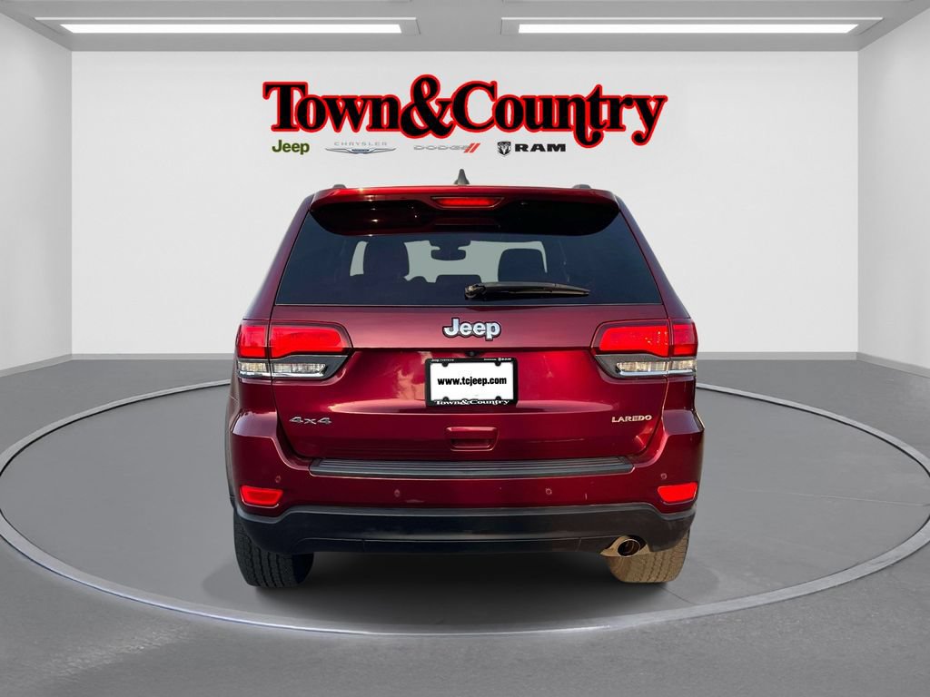 Used 2020 Jeep Grand Cherokee Laredo w/ Security & Convenience Group AWD/4WD image 8